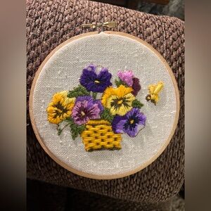 Handstitched pansies and bumblebee decor